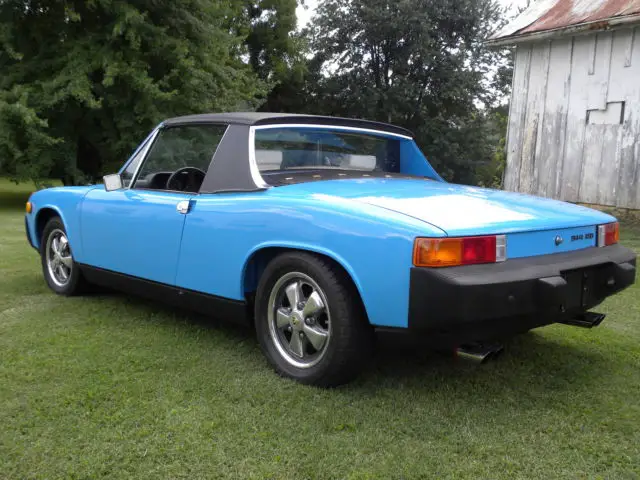 1975 porsche914, 2door roadster, targa top,excellent,a/c. no reserve !!!
