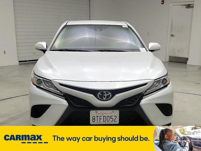 2020 toyota camry xse