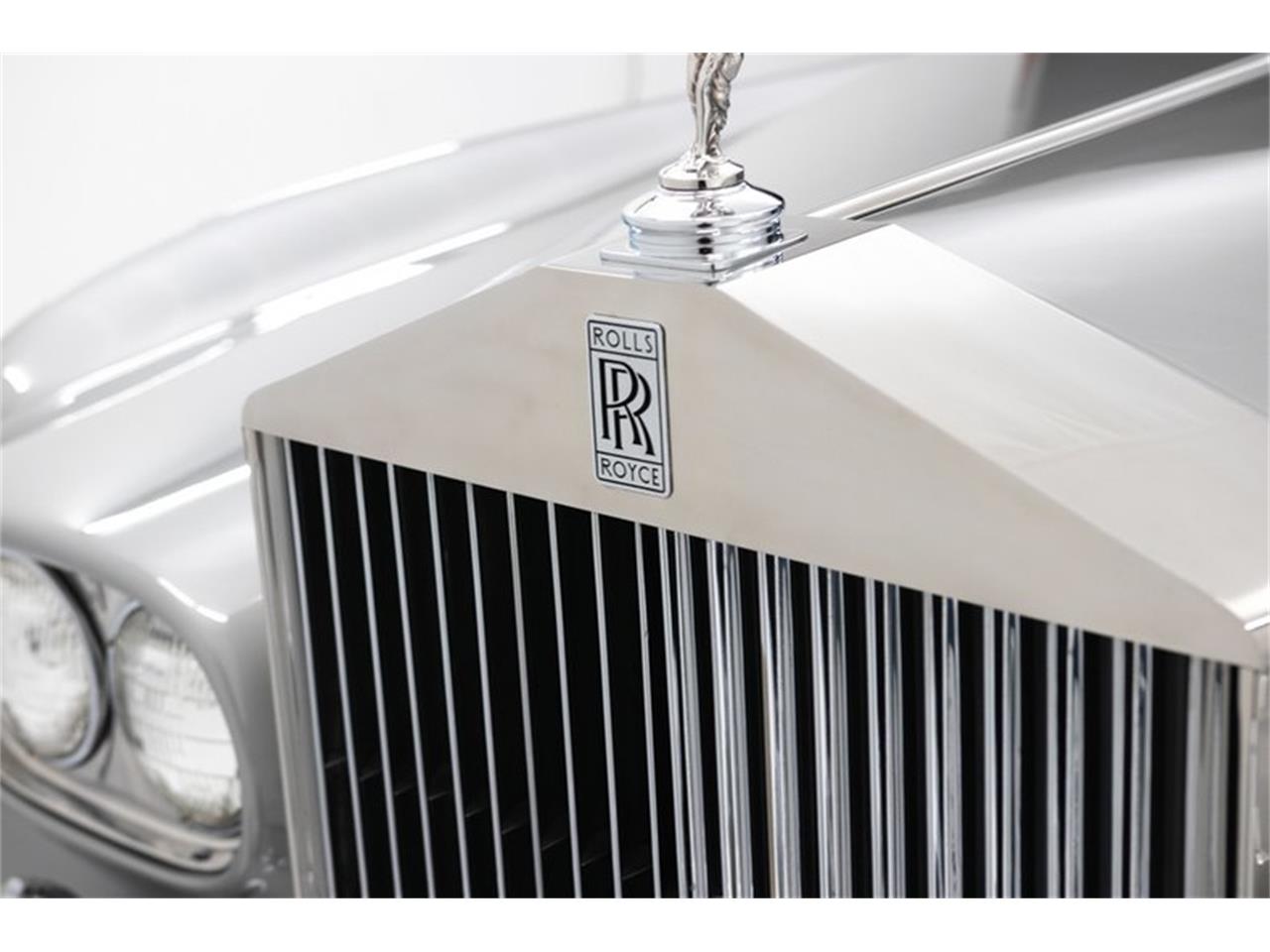 1966 rolls-royce flying spur