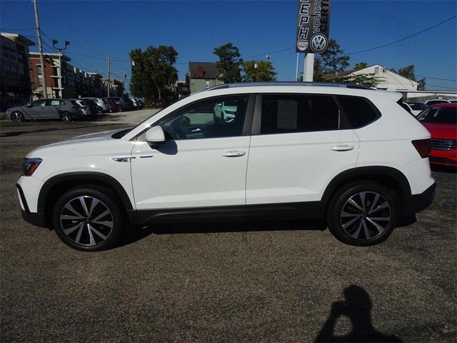 2022 volkswagen taos 1.5t se