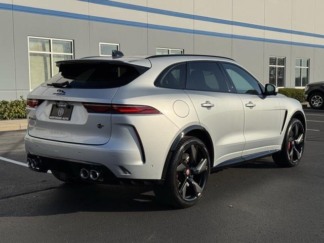 2022 jaguar f-pace svr p550 awd automatic