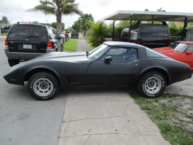 1979 corvette l-82, 4-spd, #'s matching, no reserve