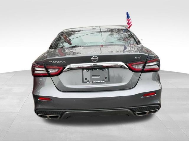 2021 nissan maxima sv
