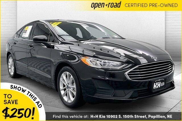2019 ford fusion se