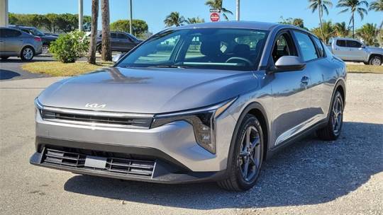 2025 Kia K4