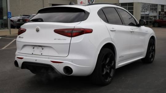 2022 Alfa Romeo Stelvio