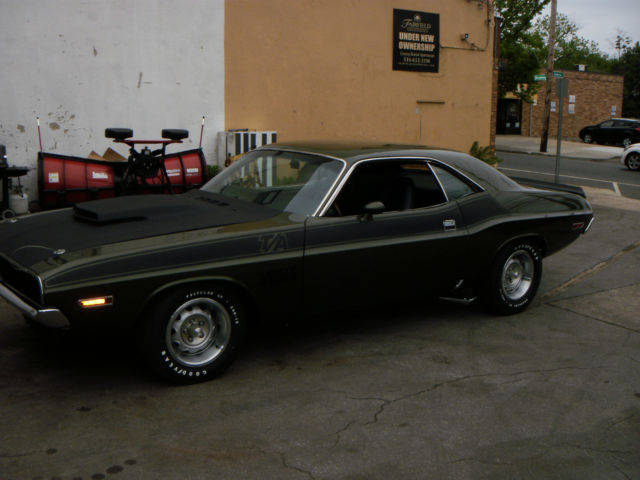 1970 dodge challenger t/a 340 6 pac
