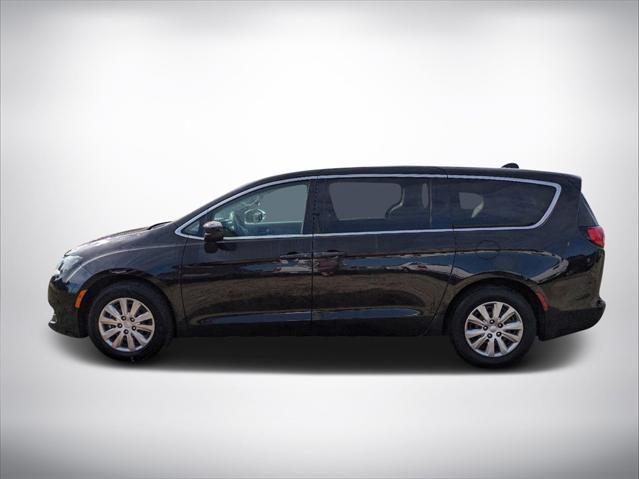2021 chrysler voyager l