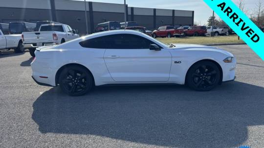 2022 Ford Mustang