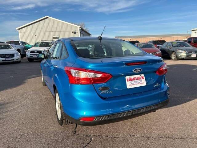 2014 ford focus se