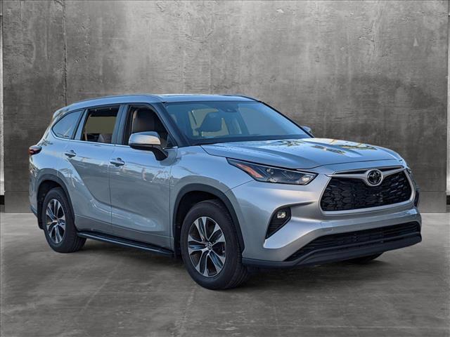 2024 toyota highlander xle
