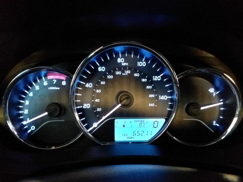 2014 toyota corolla le in illinois by owner