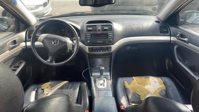 2004 acura tsx base