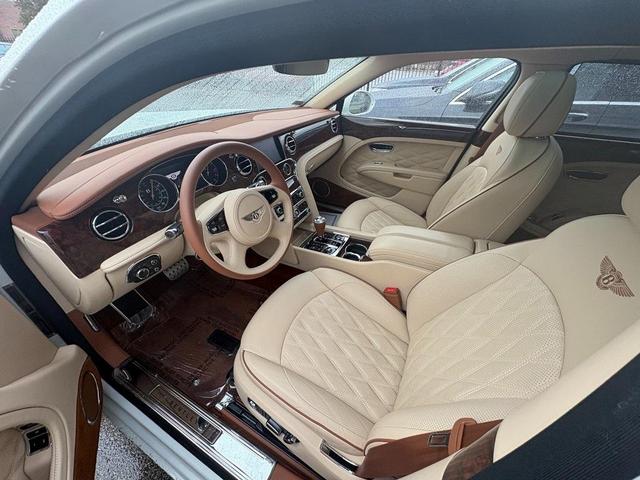 2019 bentley mulsanne base