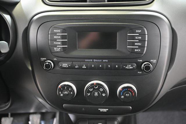 2016 kia soul base