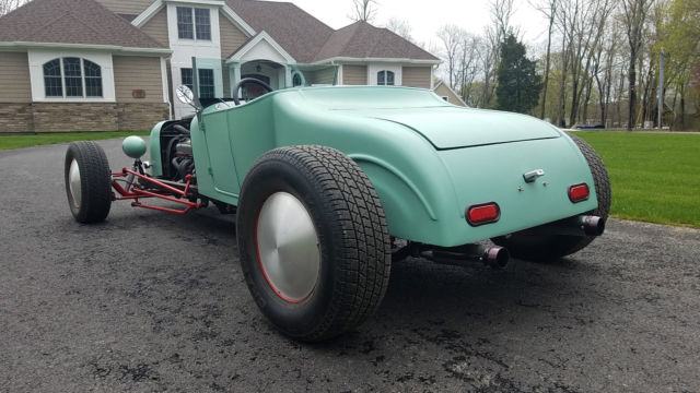 1927 ford model t roadster! 1429 miles on build! head turner!