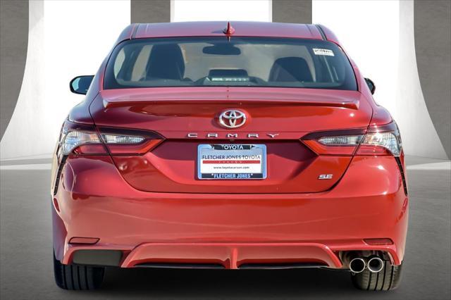 2021 toyota camry se