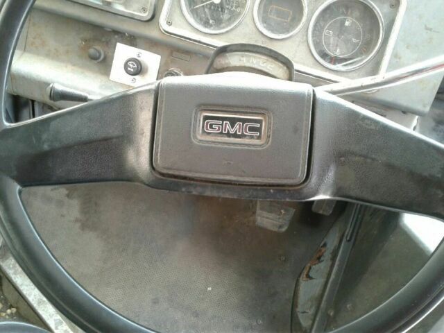 1989 gmc step van all aluminum 15' box 90" wide runs good