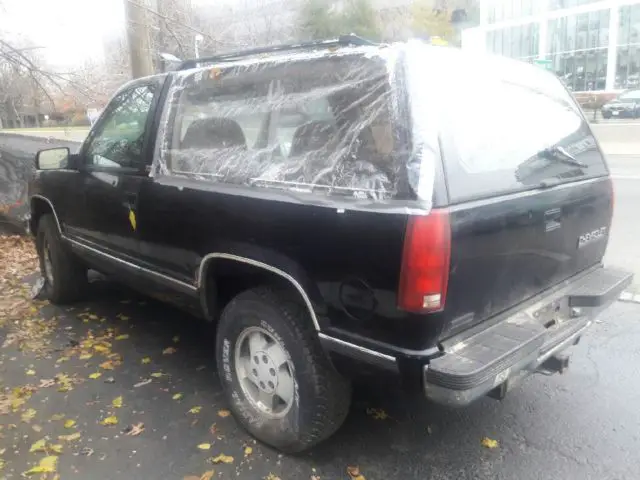 1993 chevy tahoe 2500 2 door