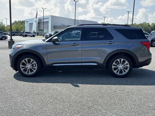 2022 ford explorer xlt