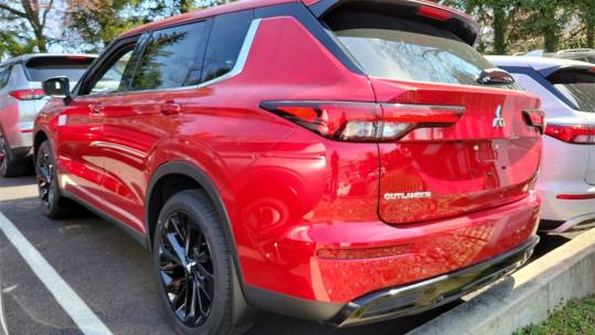 2024 Mitsubishi Outlander