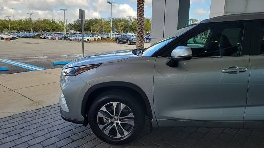 2024 Toyota Highlander