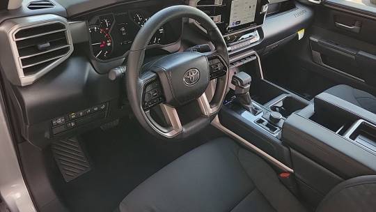2024 Toyota Tundra sr5 w/xp package