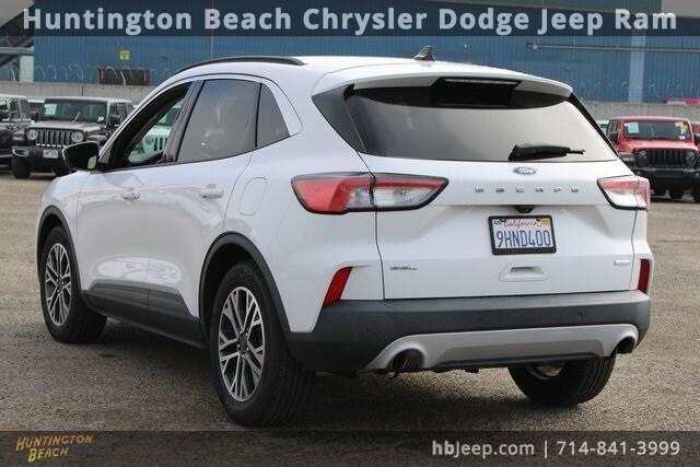 2020 ford escape sel