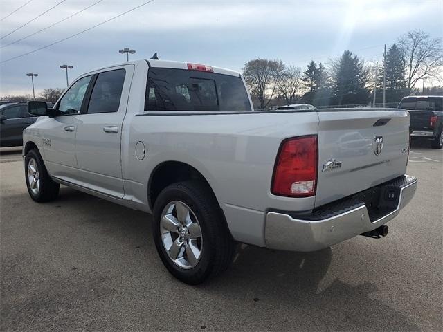 used 2017 ram 1500 4x4 crew cab big horn milwaukee, wi 53221 for sale in milwaukee, wisconsin