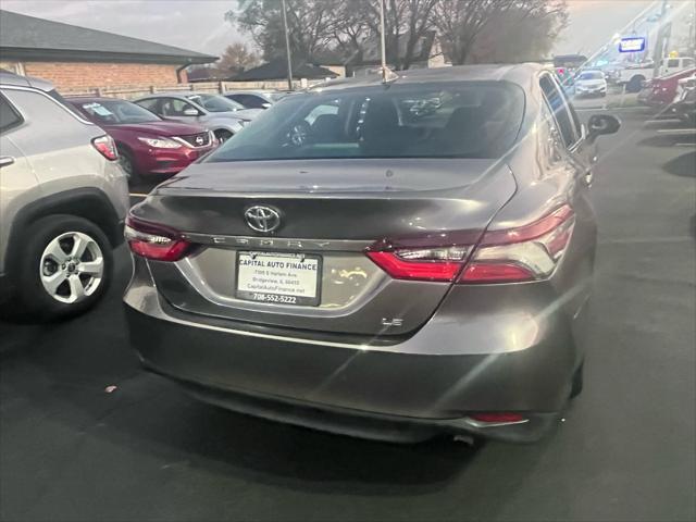 2021 toyota camry le