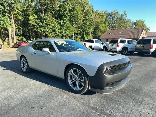 2022 dodge challenger r/t