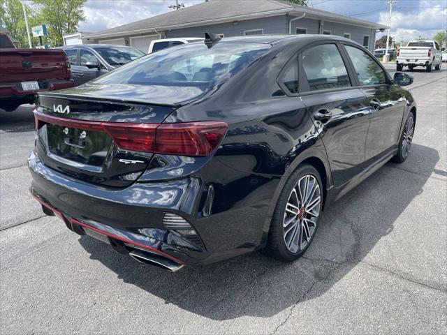 2022 kia forte gt