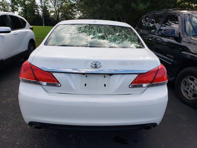 2011 toyota avalon in racine, wisconsin