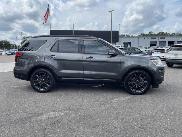 2018 ford explorer xlt