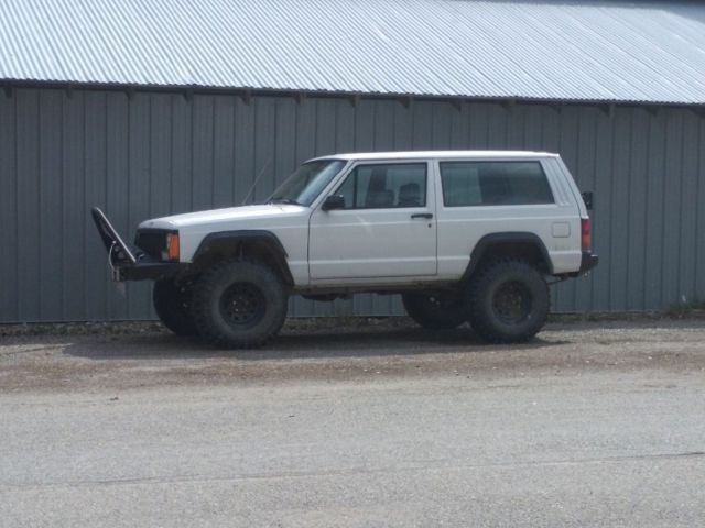right hand drive high output motor 3 inch lift control arms new bumpers & winch