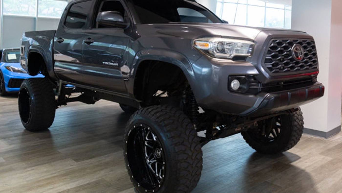 2017 toyota tacoma sr