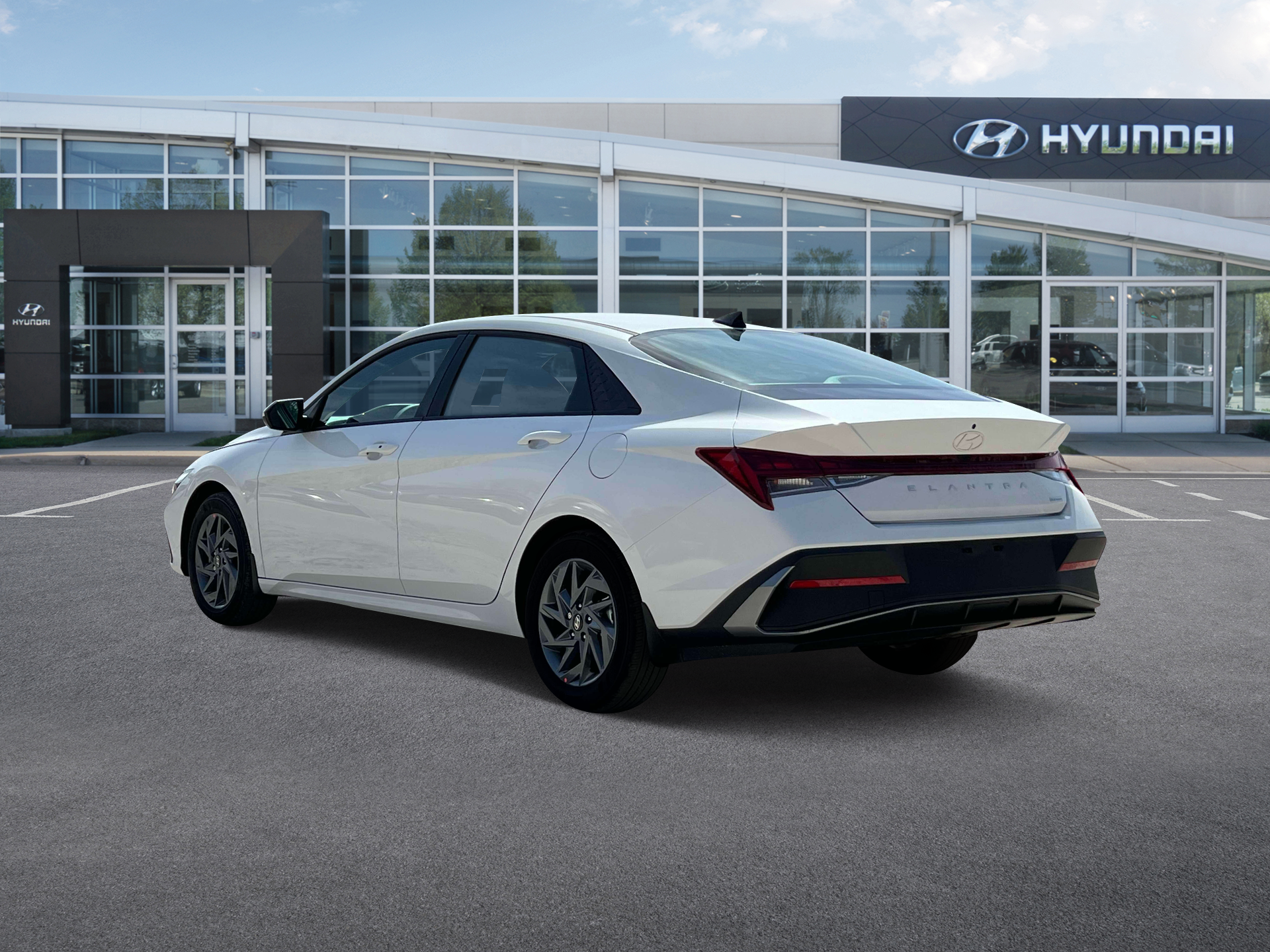 2024 hyundai elantra hybrid blue