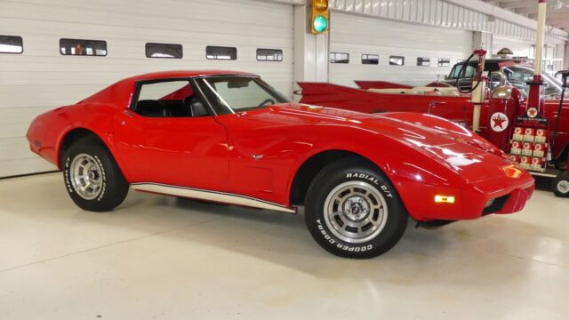 1977 chevrolet corvette 84608 miles red 2 dr t-top 350 automatic