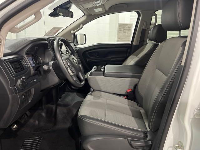 2021 nissan titan s