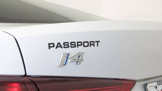 2025 BMW i4