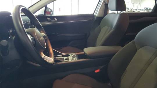 2022 kia k5 lxs