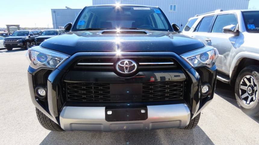 2024 toyota 4runner trd off-road premium
