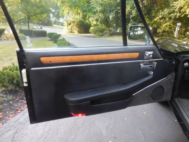 1982 jaguar xjs with a 400 chevrolet v8 conversion new professional paint