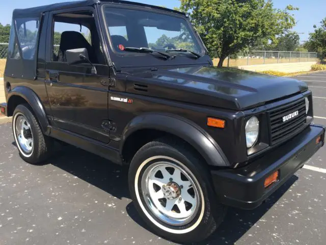 1986 suzuki samurai ( 100% rust free ) factory air - tow ready 4x4