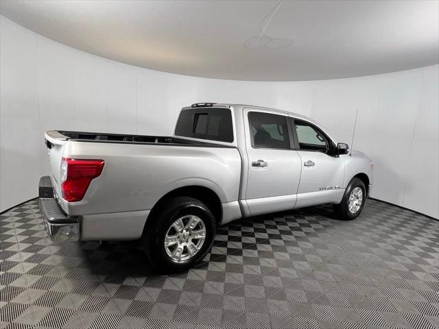 2018 nissan titan sv