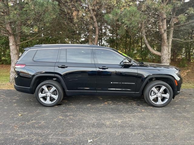 2022 jeep grand cherokee l limited