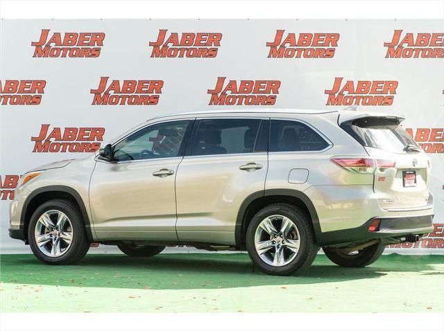 2015 toyota highlander limited