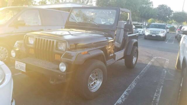 fully restored - mint! 1990 jeep wrangler 2.5l 5 spd