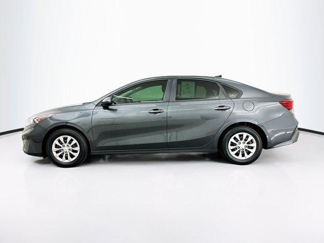 2023 kia forte lx