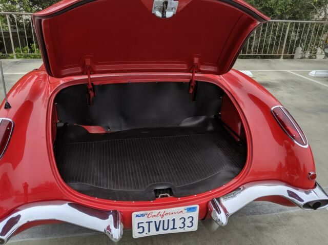 1960 chevrolet corvette 283 270hp 4 speed